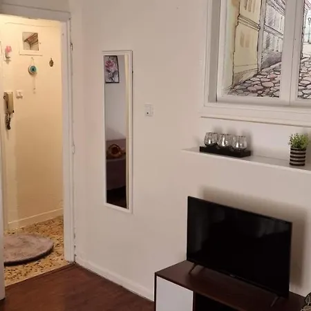 Fon - Quiet Nook Apartment
